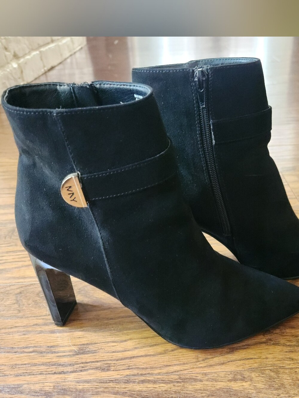 Marc New York by Andrew Marc Black Suede Ankle Boots with Zipper Size 9